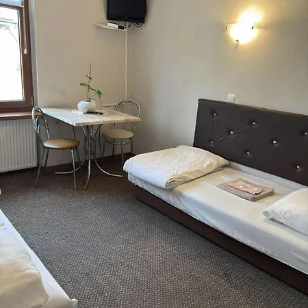 Gryf Hotel *