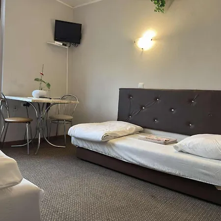 Gryf Hotel *
