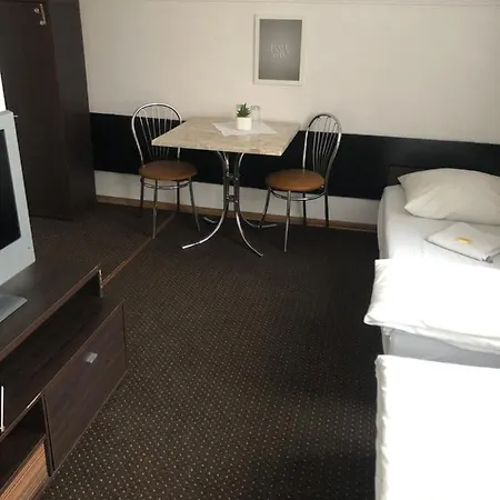 Gryf Hotel *